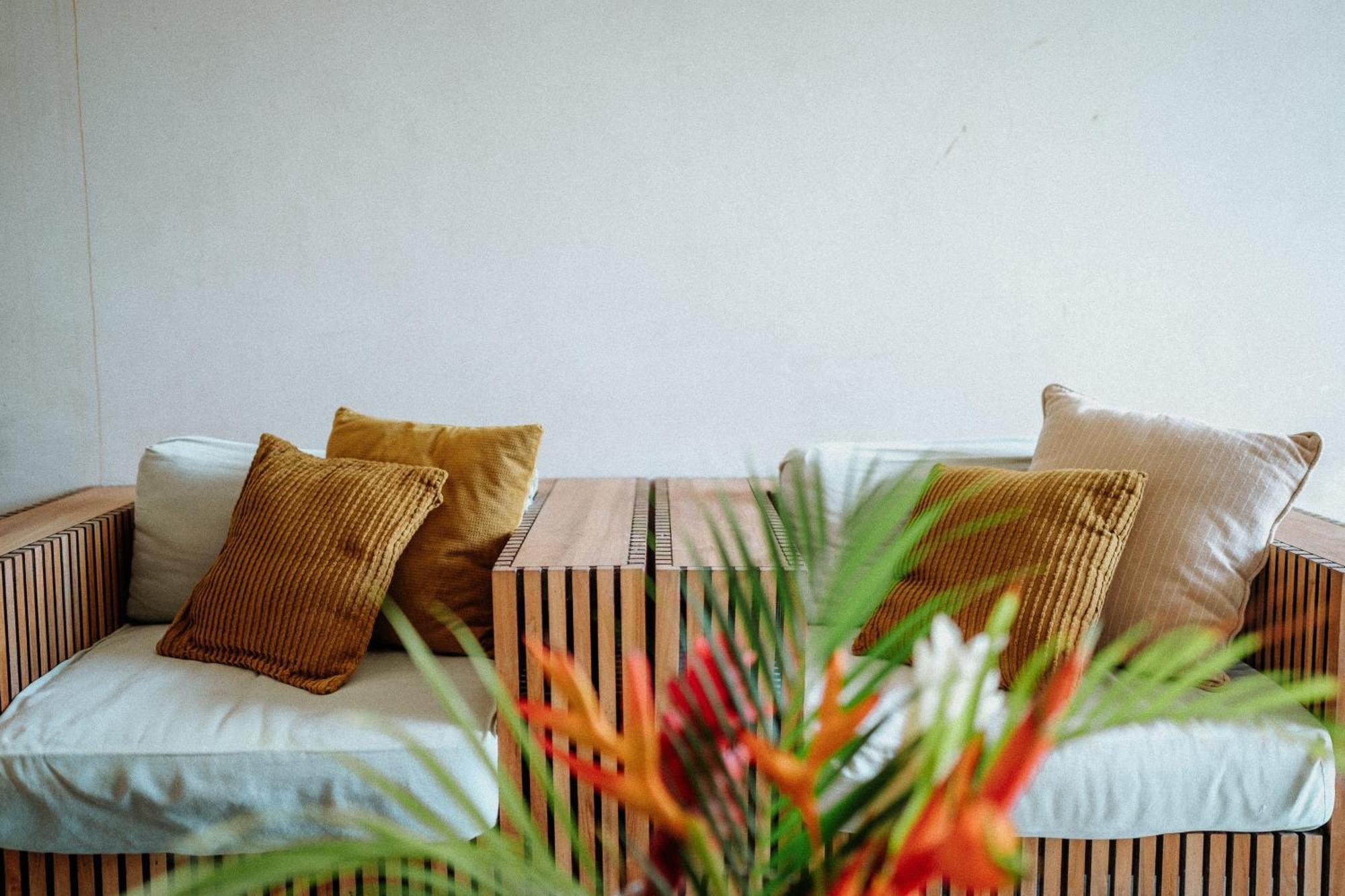 Villa Manika Vue Mer Le Moule Kültér fotó